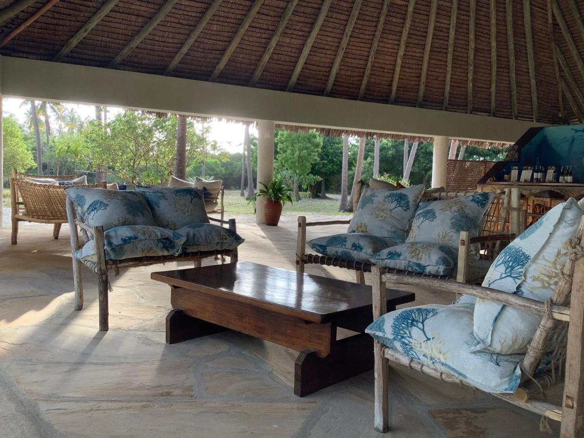Pangani Emayani Beach Lodge מראה חיצוני תמונה