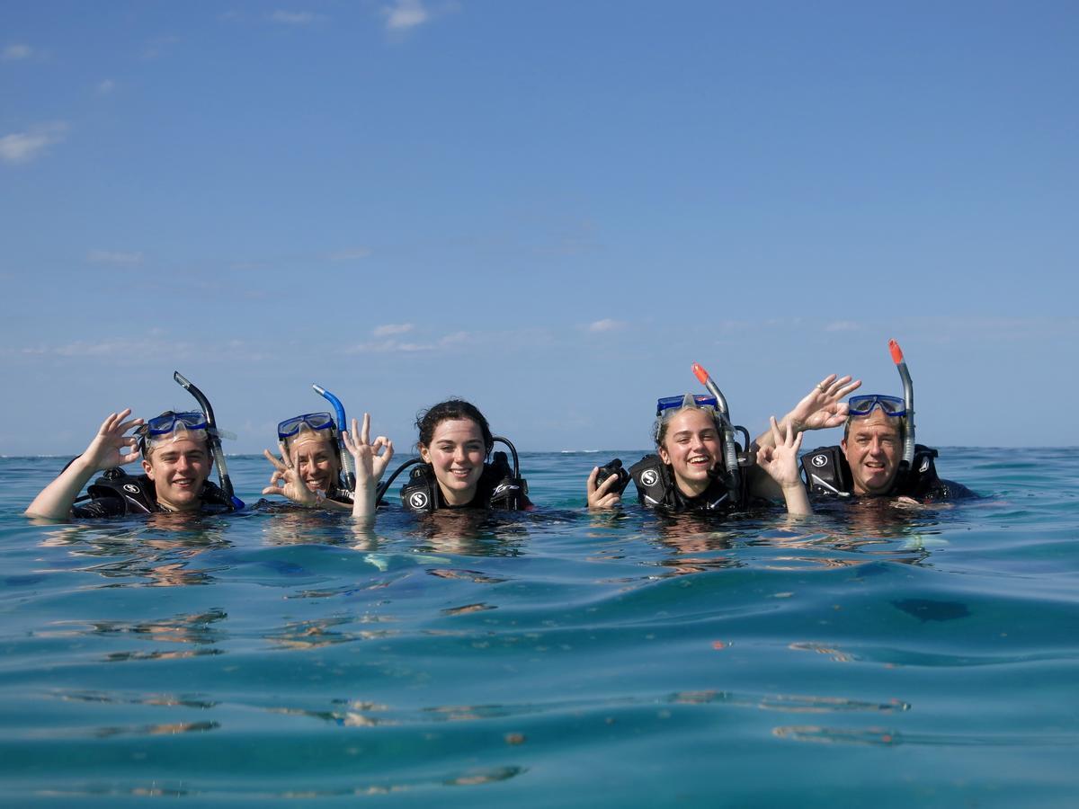 Pangani Emayani Beach Lodge מראה חיצוני תמונה